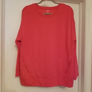 SWEATSHIRT (NWOT)